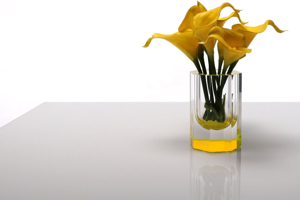 Bolt Vase in Yellow