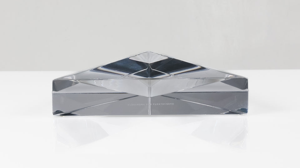 Delta Dish Large in Clear