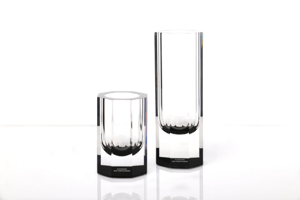 Bolt Vase in Black