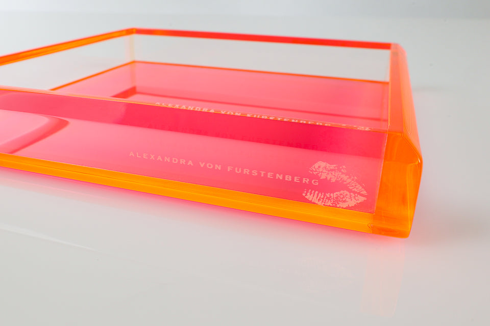 Tray in Pink Square