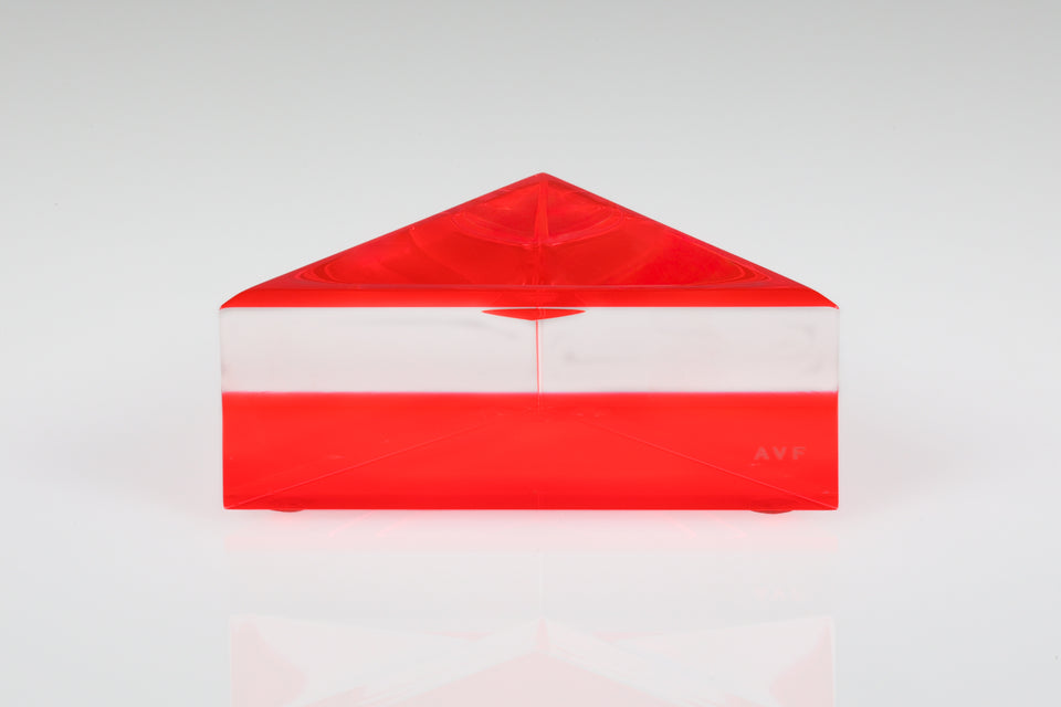 Delta Dish Mini in Red