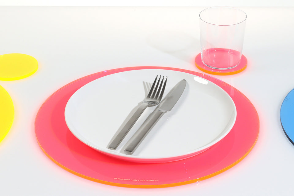 Round Placemat Set of 4 in Pink