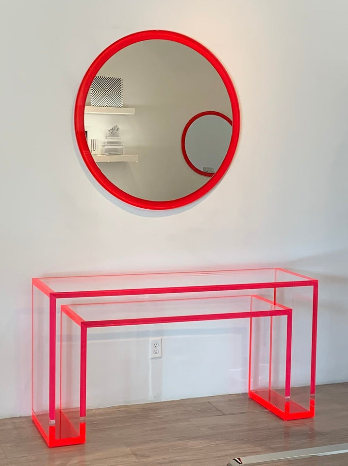 Round Mirror in Red