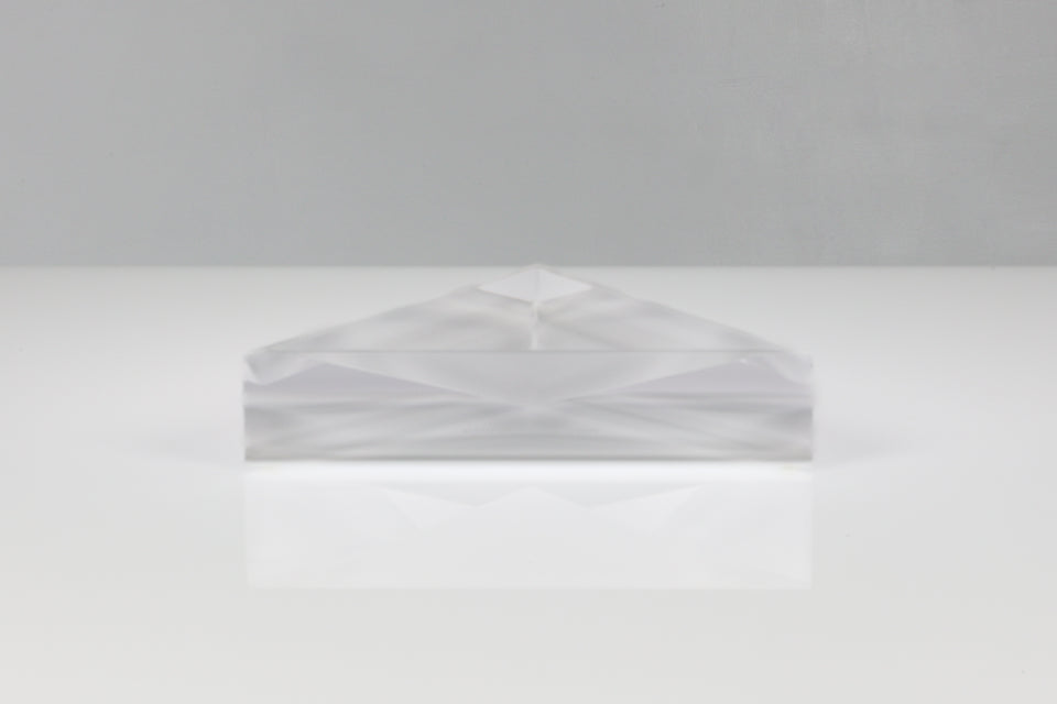 Delta Dish Large in White