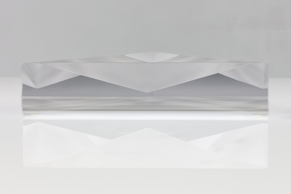 Delta Dish Large in White