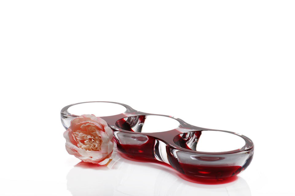 Alexandra Von Furstenberg Acrylic Lucite Triple Snack Dish bowl in ruby color  with flower