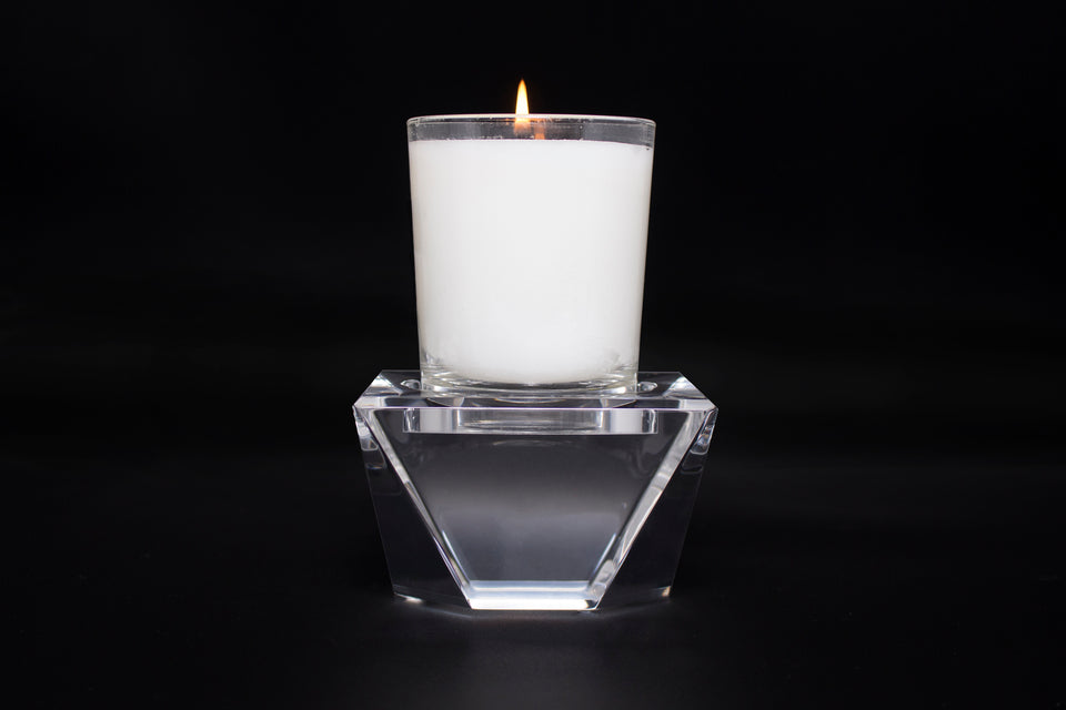 Candle Pedestal in White